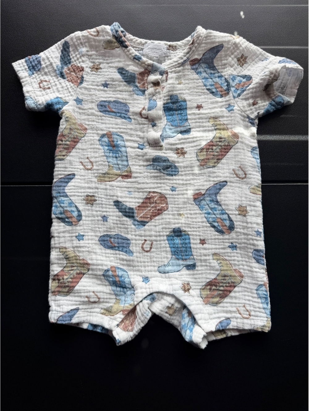 Angel Dear 12-18M Cowboy Boots Henley Shortall Organic Cotton Muslin Western